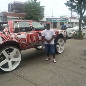 Meet your Posher, Lavarra